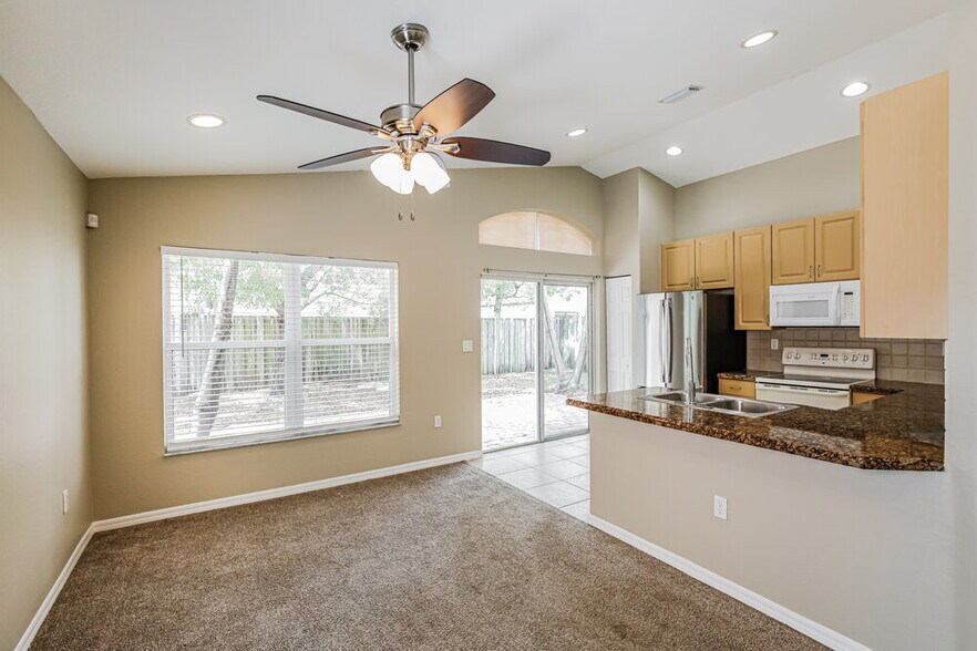 Building Photo - 1538 SE 20th Pl