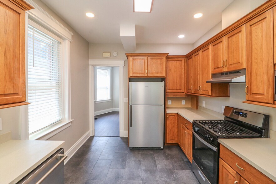 Building Photo - 1634 Elkton Pl