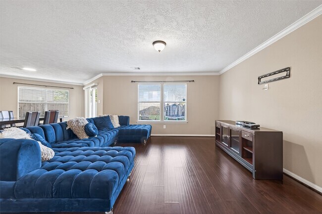 Building Photo - 18110 Rexine Ln