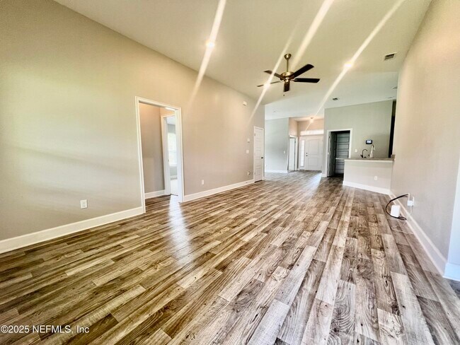 Building Photo - 7811 Oklahoma St