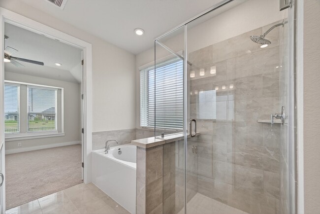 Building Photo - 6822 Ivory Sedge Trl