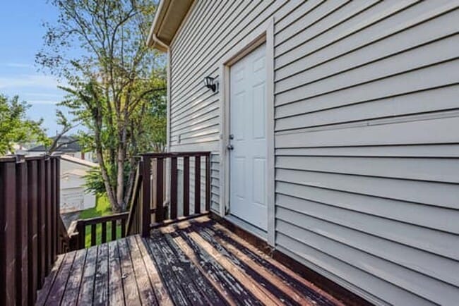 Building Photo - 3940 Delmar Ave