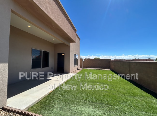 Building Photo - 2805 Rabbitbrush Dr
