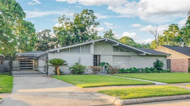 Building Photo - 5754 Wigton Dr