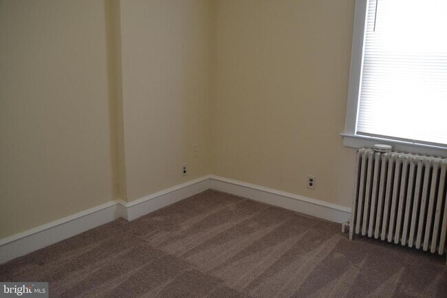 Building Photo - 243 Coverly Rd