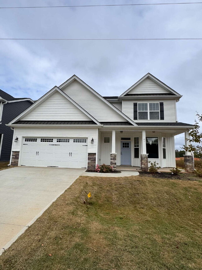 Primary Photo - Inquire today on how to get FREE rent!