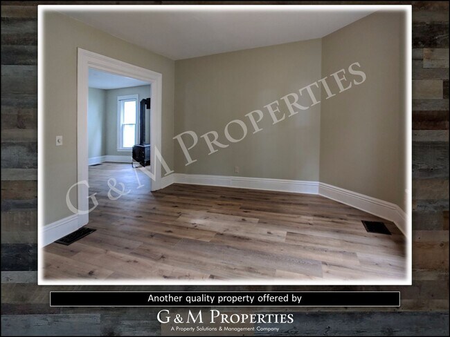 Building Photo - 3-Bedroom Rental Home: South Wedge Neighborhood!