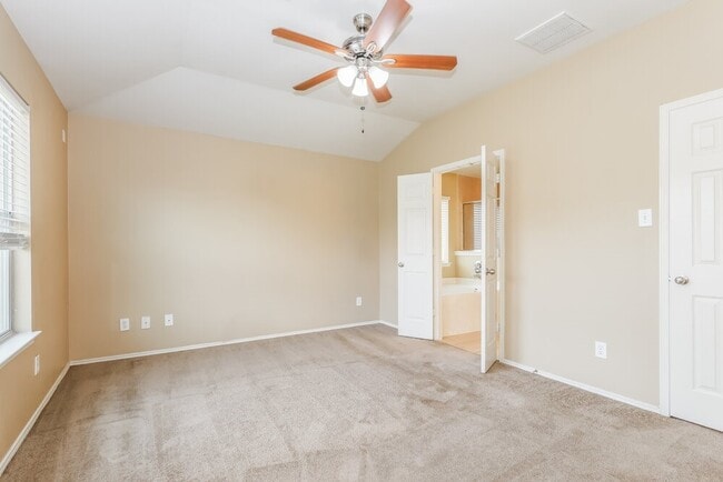 Building Photo - 20419 Friesian Trail
