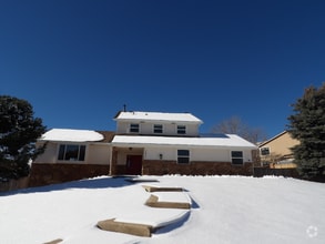 Building Photo - 2455 Stoneridge Dr