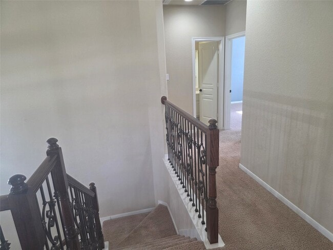 Building Photo - 2520 Garnetfield Ln