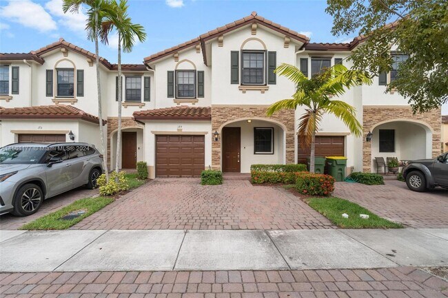 Primary Photo - 177 SE 33rd Pl