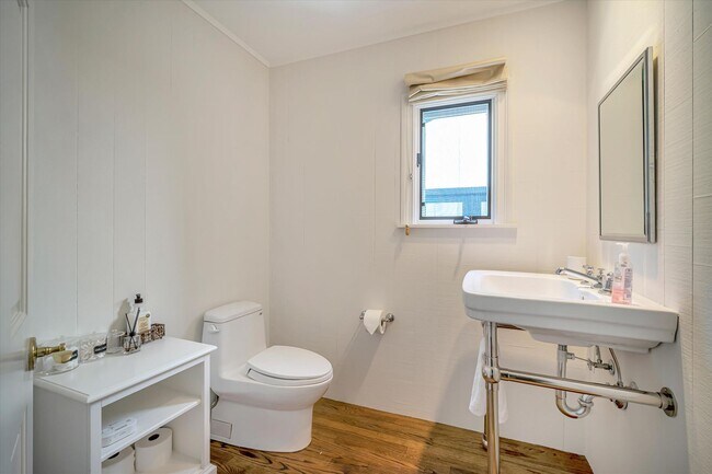 Building Photo - Welcome to Your Luxurious Napa Valley Retr...