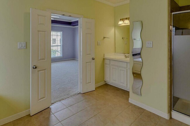 Building Photo - 1134 Sopris Dr