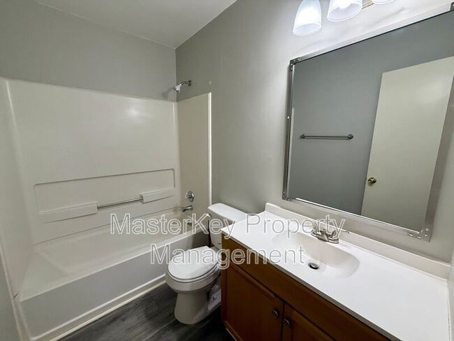 Building Photo - 2811 Ferret Ct