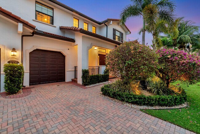 Building Photo - 17710 Cadena Dr