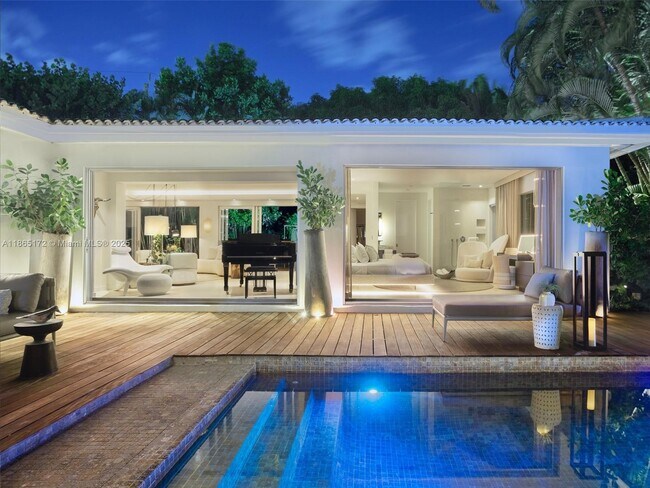 Building Photo - 2840 Flamingo Dr