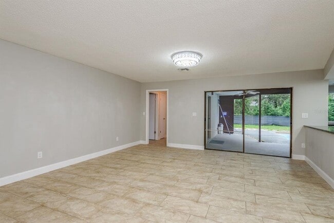 Building Photo - 1690 Curlew Rd