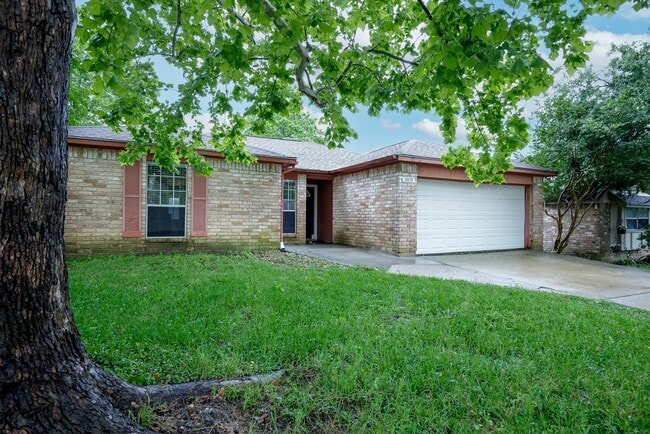 Building Photo - 13215 Lake Breeze Ln