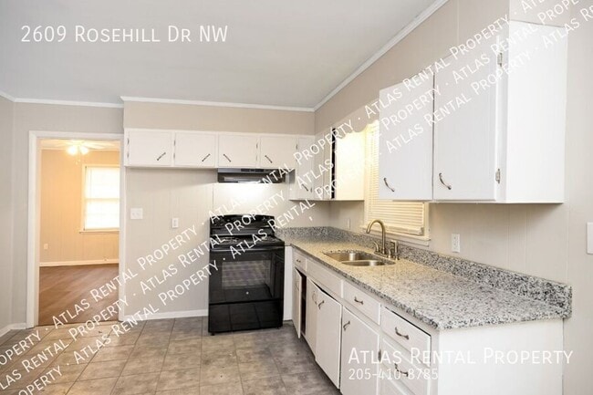 Building Photo - 2609 Rosehill Dr NW