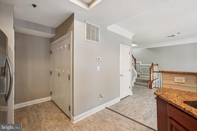Building Photo - 7141 Huntley Creek Pl