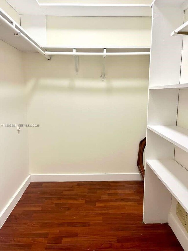 Building Photo - 1425 Atlantic Shores Blvd