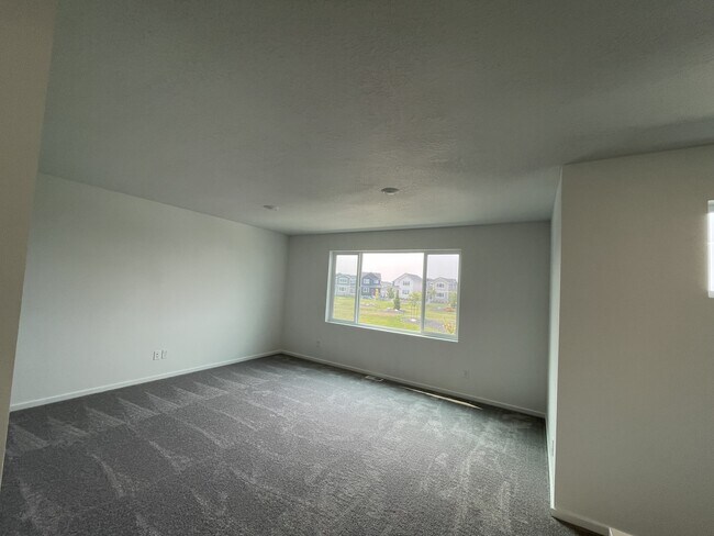 Building Photo - 2696 N Red Shoulder Ln