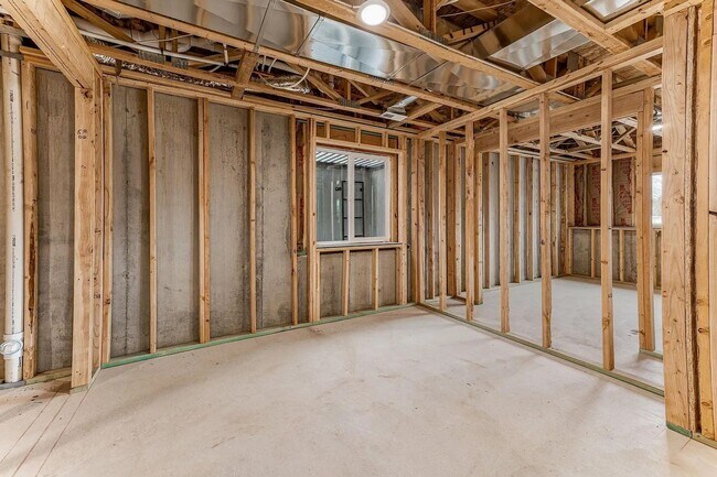 Building Photo - Single family home in Goddard Kansas. This home features 2 bedrooms, 2 bathrooms and a three car ...