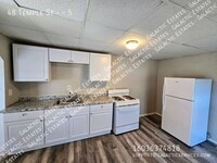 Building Photo - 48 Temple St