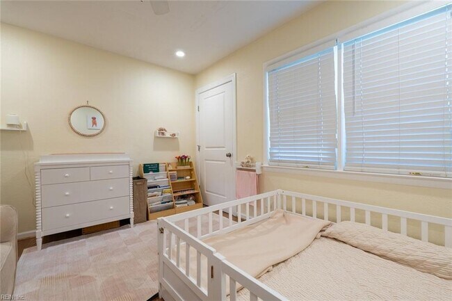 Building Photo - 820 Plainsman Ct