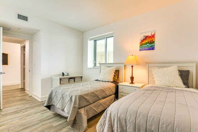 Building Photo - 2942 Frierson St