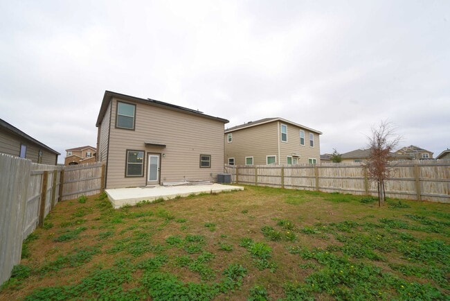 Building Photo - Beautiful Home Now Available in Miller Ran...