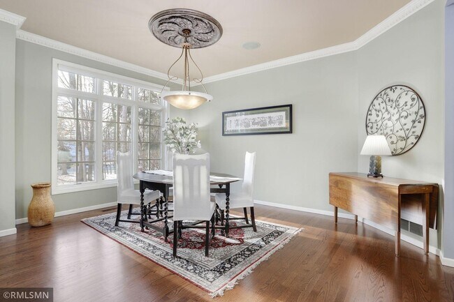 Building Photo - 14888 Pondview Cir