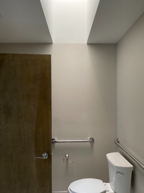 Building Photo - 1417 W9th St