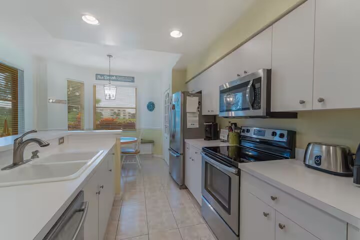 Building Photo - 14111 Brant Point Cir