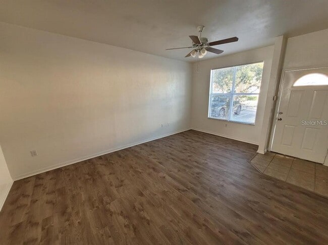 Building Photo - 3890 SW 20th Ave