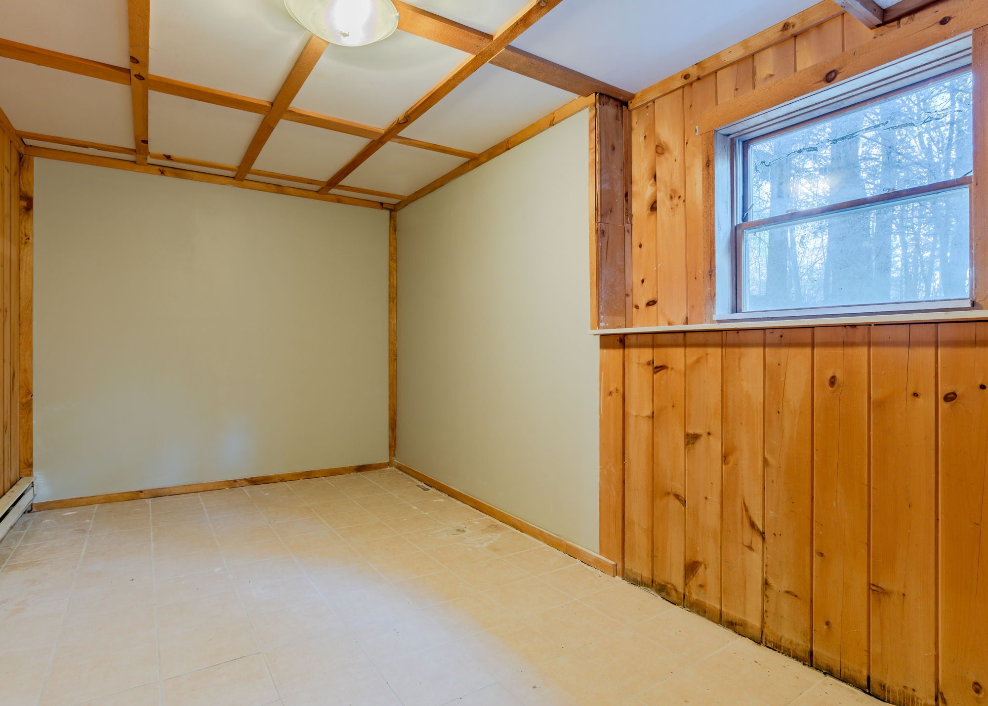 Building Photo - 8 Western Ave