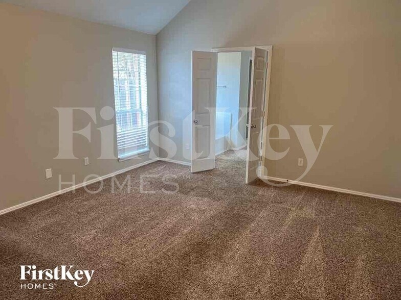 Building Photo - 1528 NW 179th St