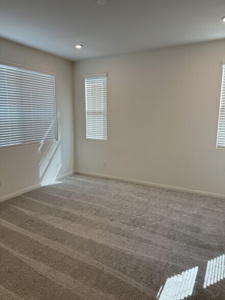 Main Bed - 1971 S Ambrosia Way