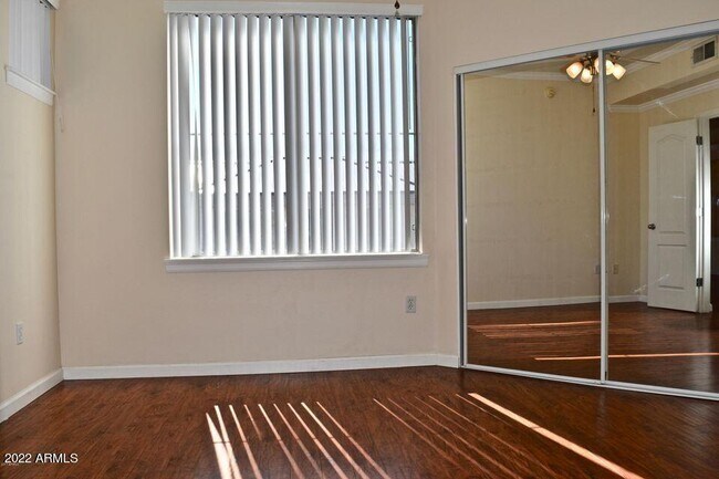 Building Photo - 1701 E Colter St