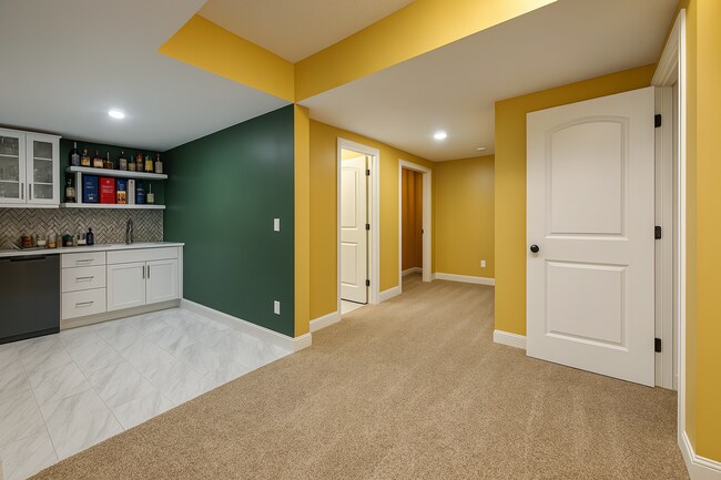 Building Photo - Beautifully Spacious 4bed 3.5bath Home, in...