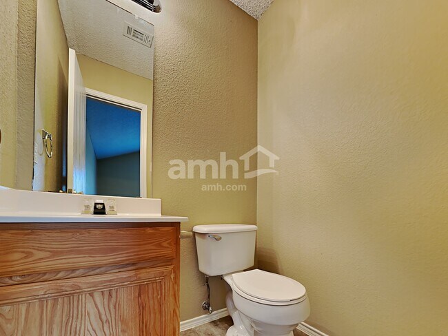 Building Photo - 4521 Quarry Cir