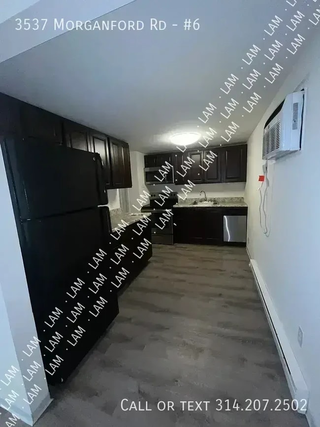 Building Photo - 3537 Morganford Rd-#6
