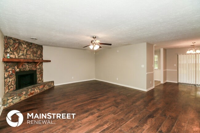 Building Photo - 155 Hunt Ridge Dr