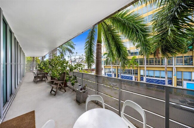 Building Photo - 1700 Meridian Ave