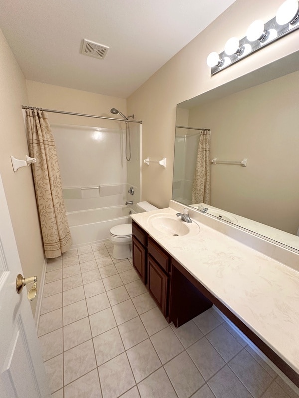 Building Photo - 2955 Talaga Dr