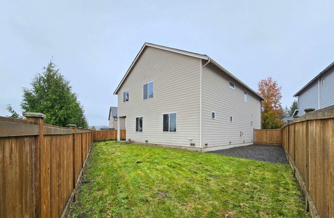 Building Photo - Spacious Marysville Home Available Now for...