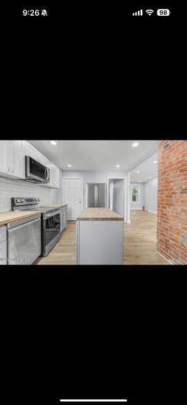 Building Photo - 1709 48th St