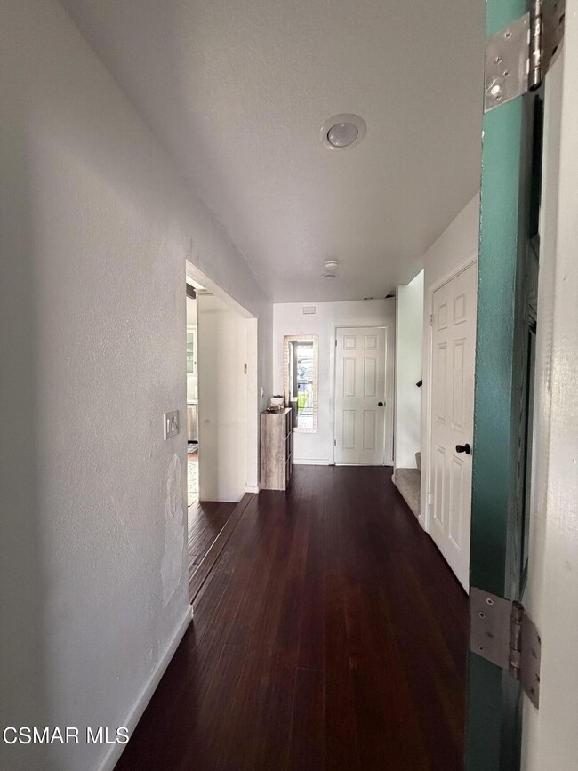 Building Photo - 9251 Notre Dame Ave