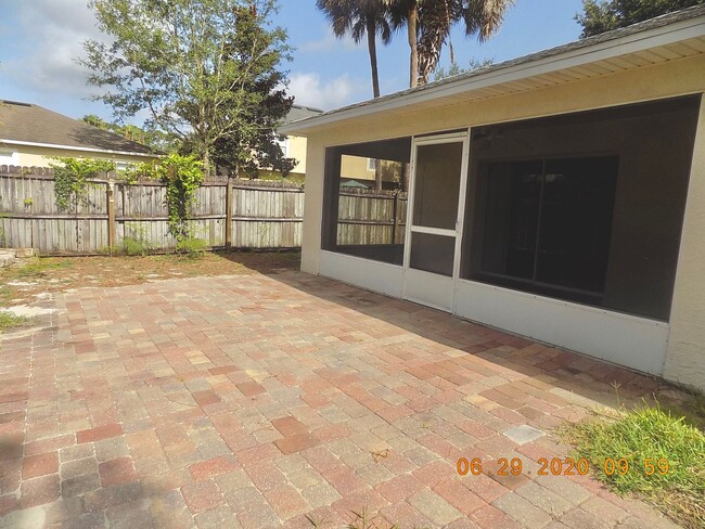 Building Photo - Port Orange 3 bedroom, 2 bathroom for rent