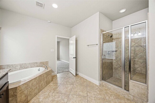 Building Photo - 27707 Lodgemist Ct